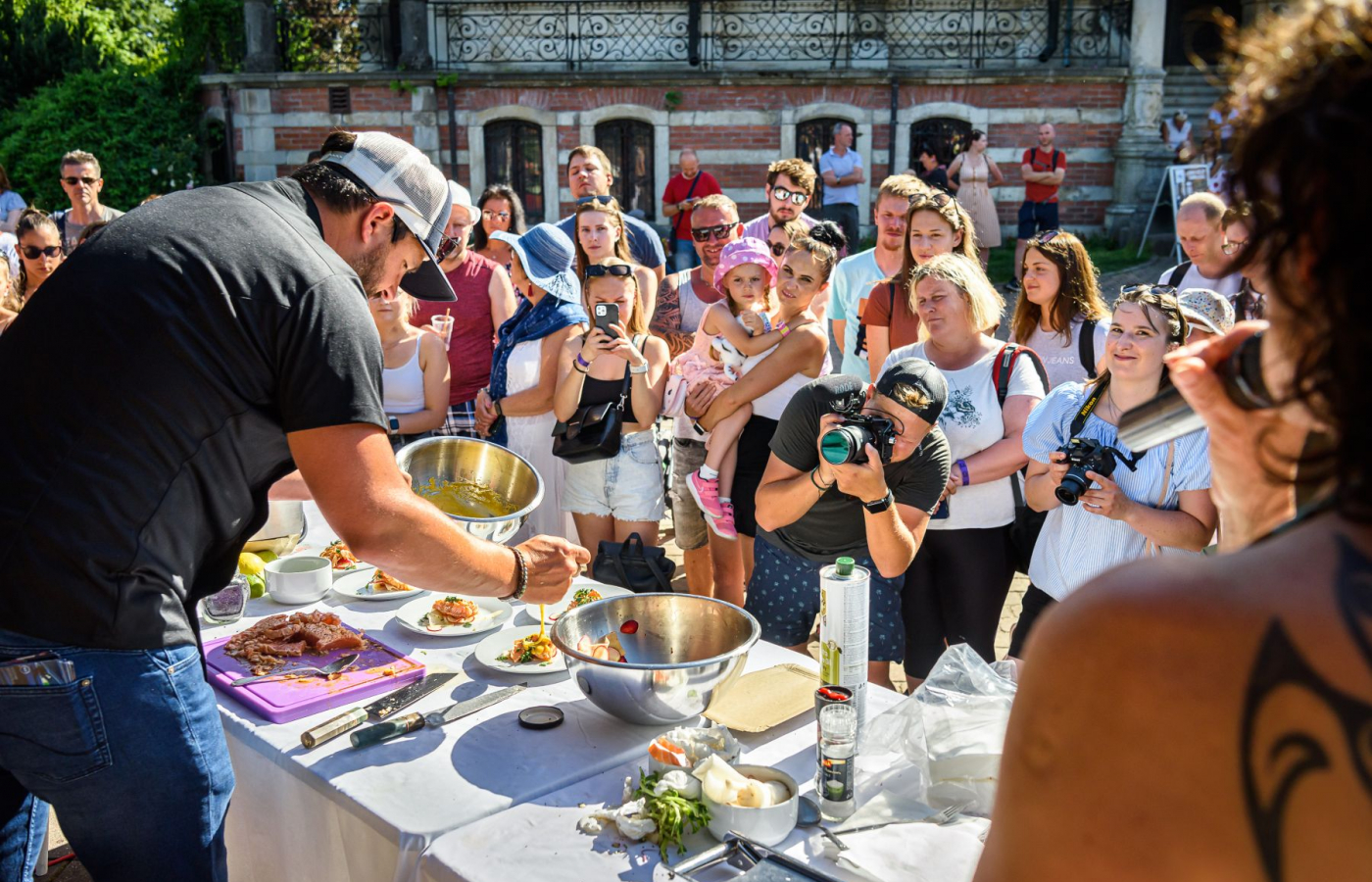 MasterChef Roman Staša oficiálně pokřtil první africké slůně ČR