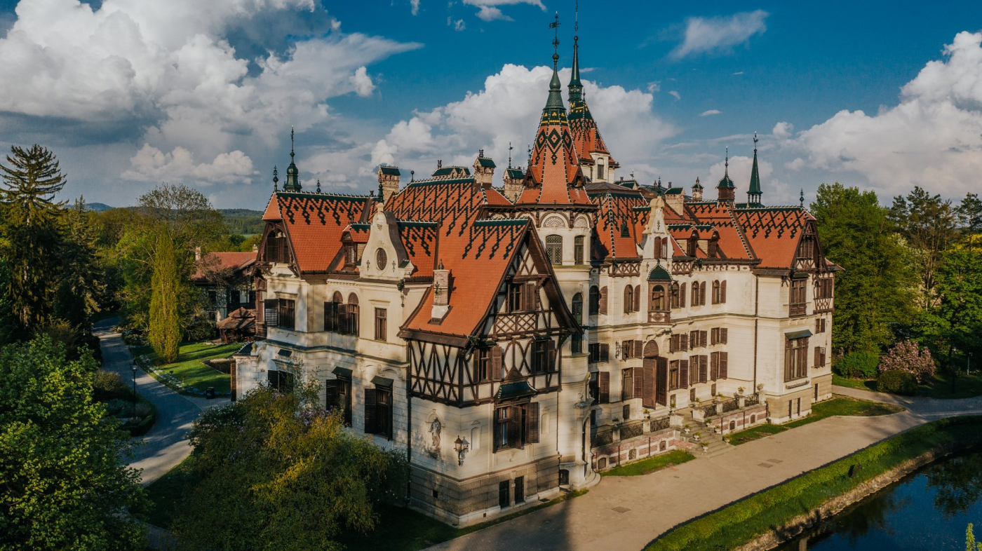 Cena hejtmana Zlínského kraje za opravu střechy zámku Lešná