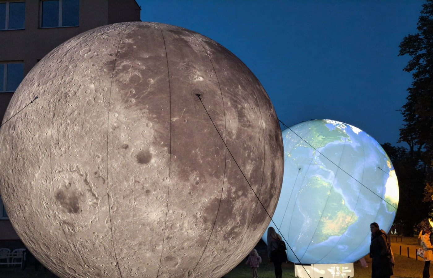 Obří modely planet a pozorování Slunce v sobotu 27.9.