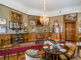 We Have Restored the Fabric Wallpapers in Lešná Chateau