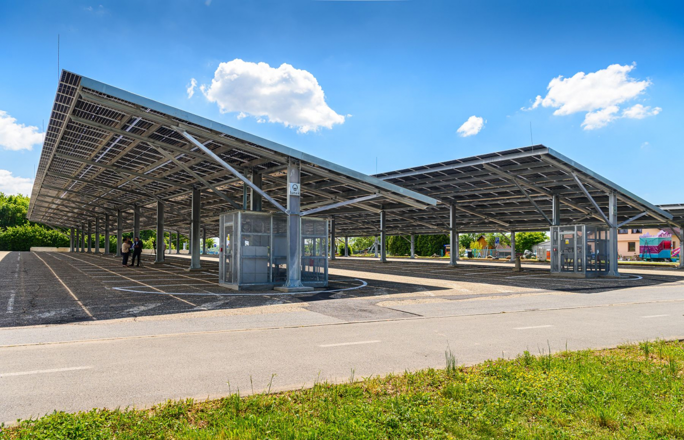 Fotovoltaická elektrárna dokončena