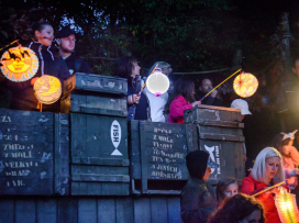 Večerní lampionové prohlídky zoo a zámku Lešná